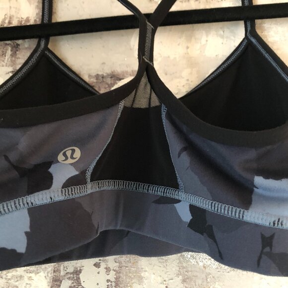 LULULEMON Black Gray Camo Flow Y Mesh Panel Razor Back Sports Bra Size 6 - Picture 7 of 16